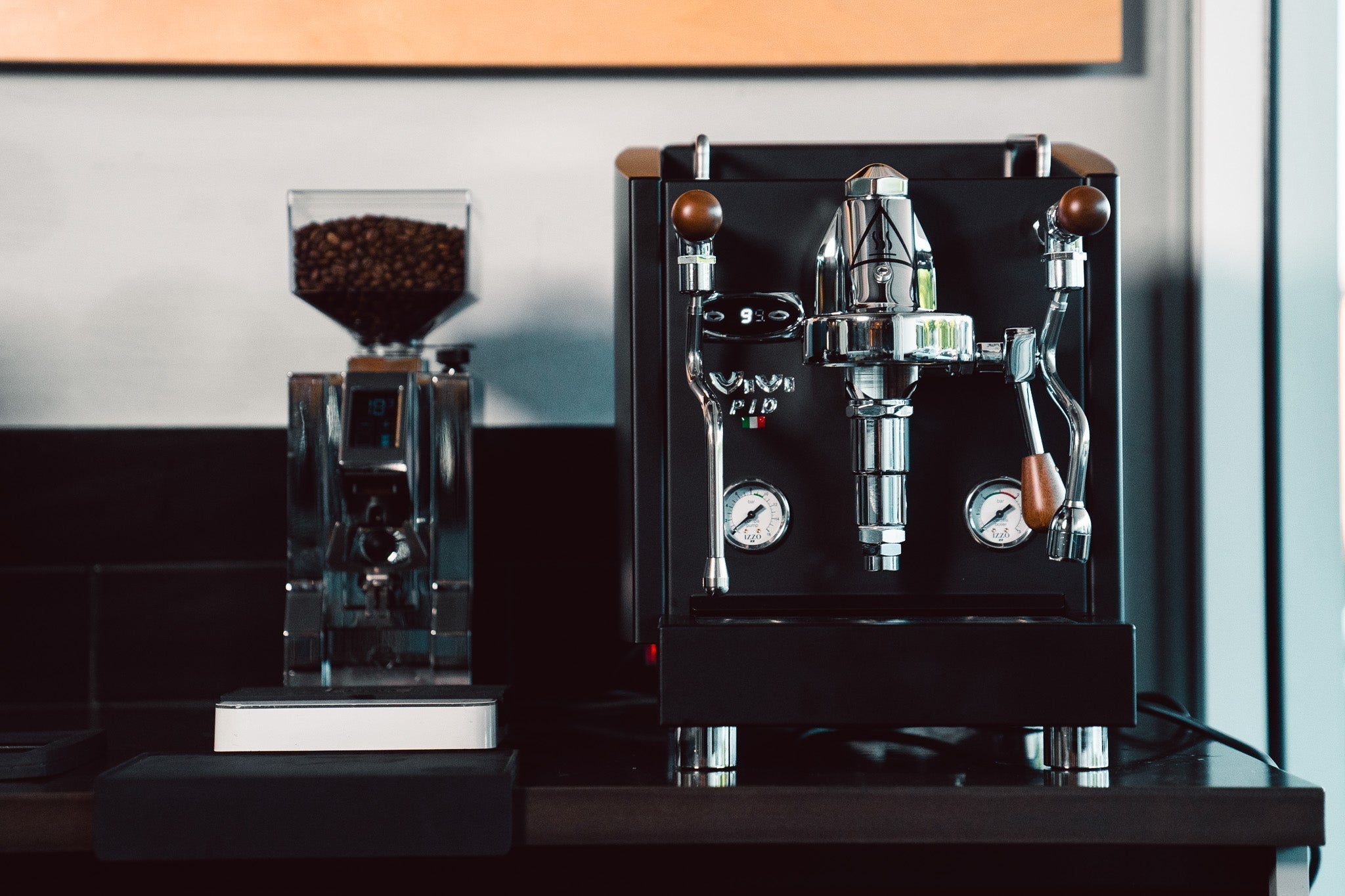 Machine Review – Izzo Vivi