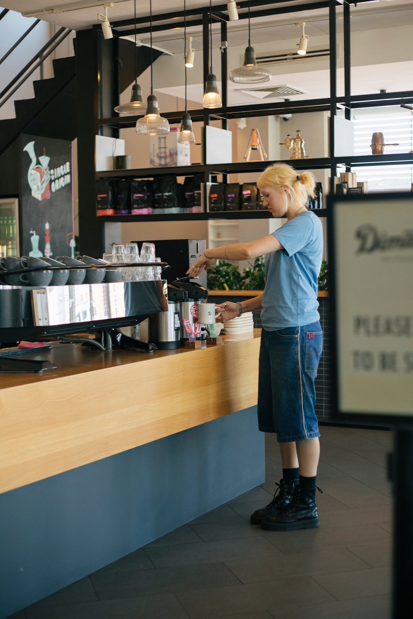 7 Things to consider before opening a cafe