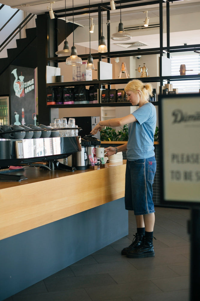 7 Things to consider before opening a cafe